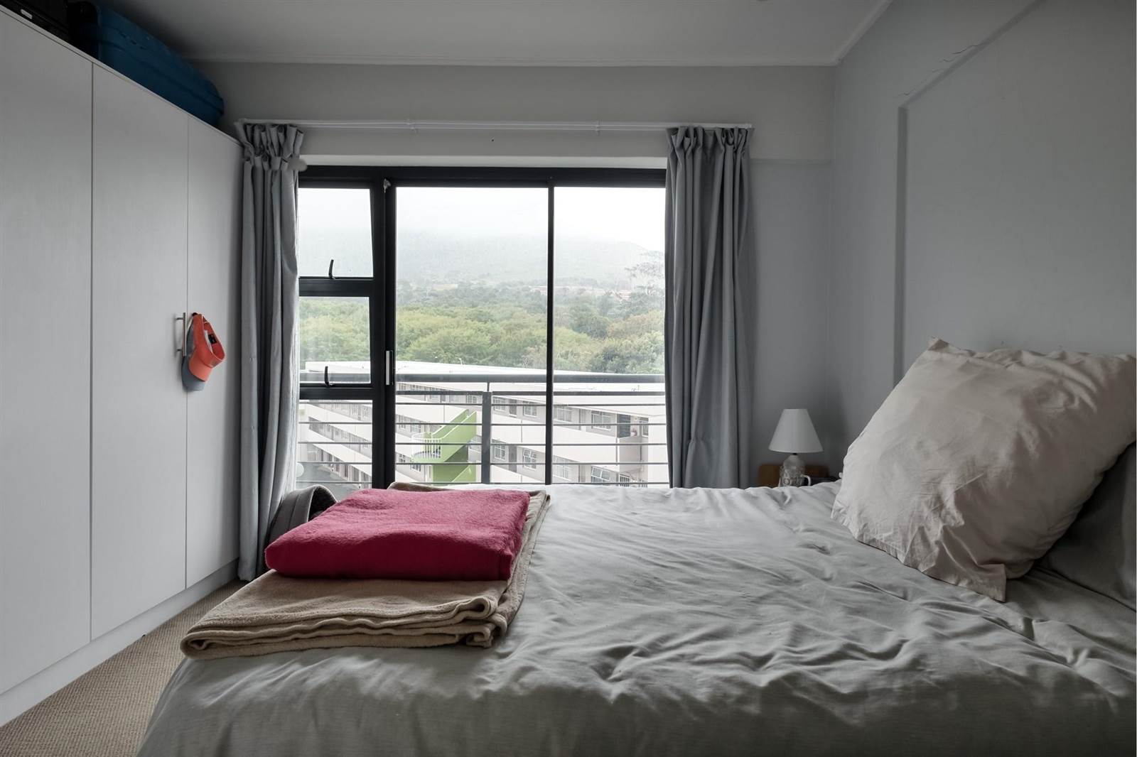 2 Bed Apartment in Rondebosch photo number 19