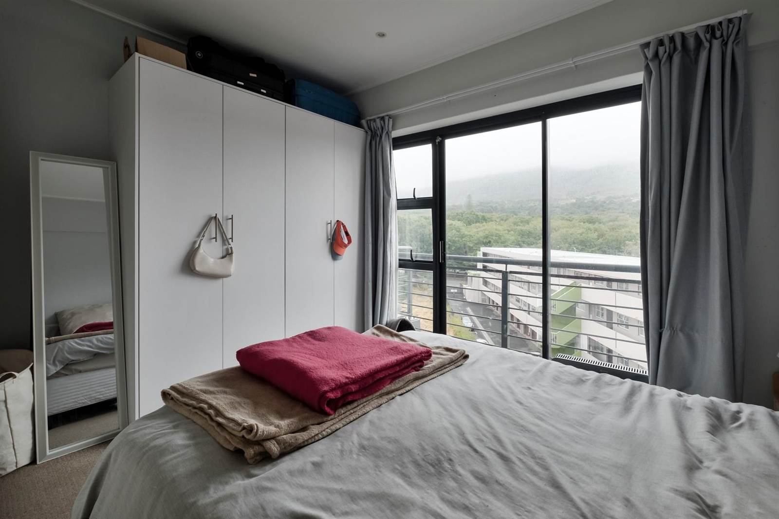2 Bed Apartment in Rondebosch photo number 20