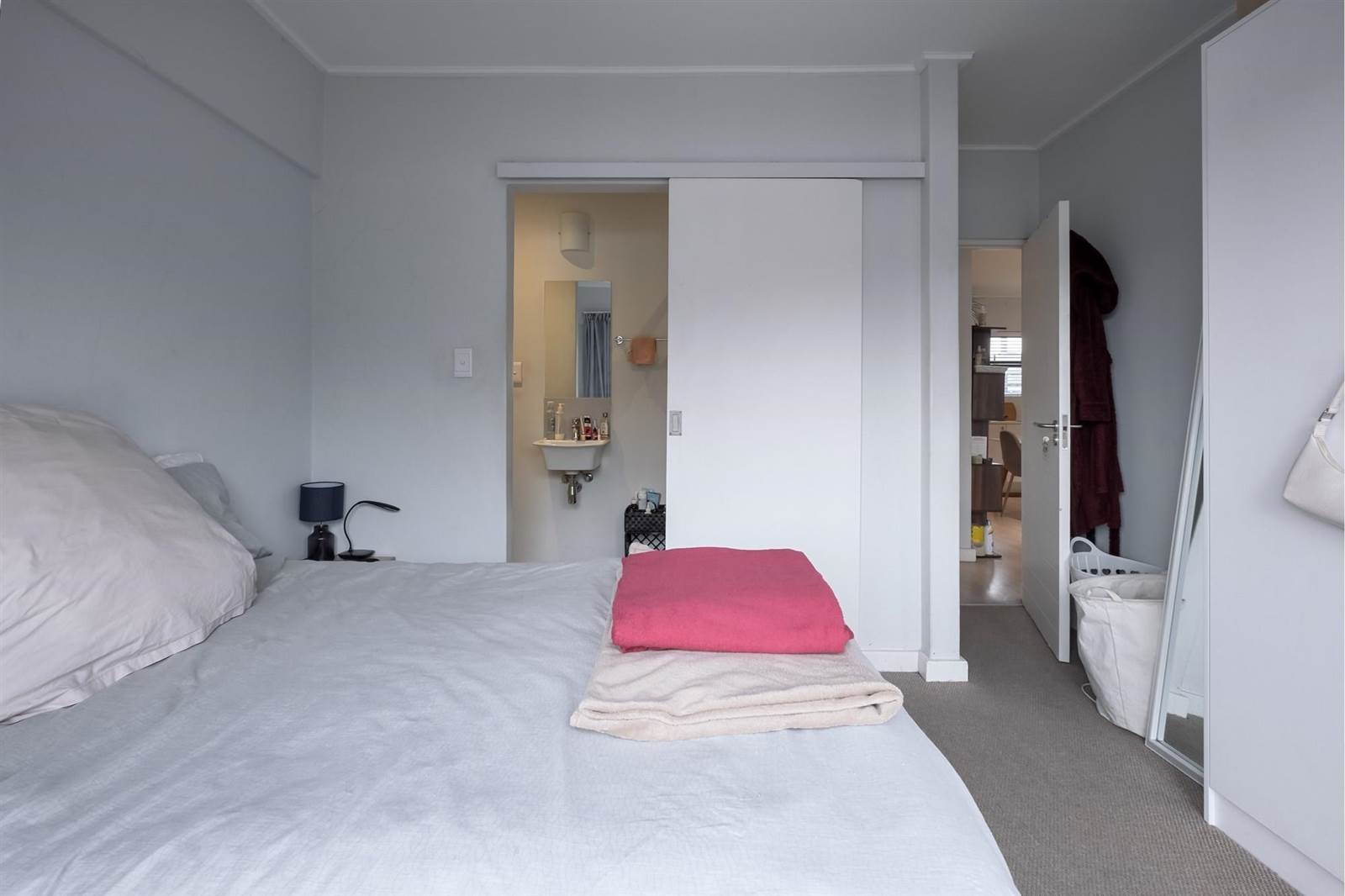 2 Bed Apartment in Rondebosch photo number 22