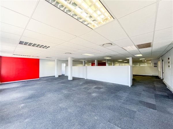 578  m² Office Space