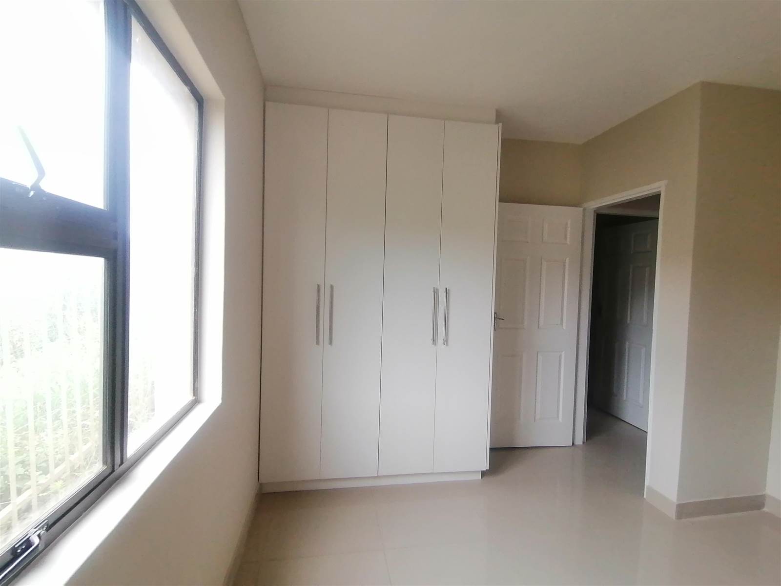2 Bed Apartment in Tongaat Central photo number 7