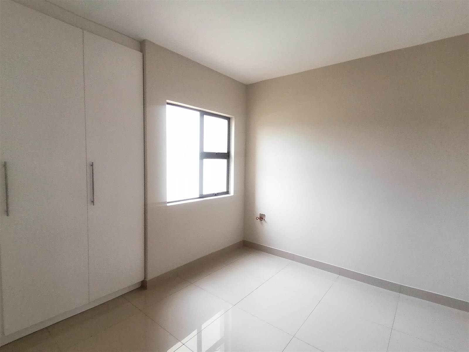 2 Bed Apartment in Tongaat Central photo number 11