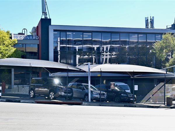 88  m² Commercial space in Blairgowrie
