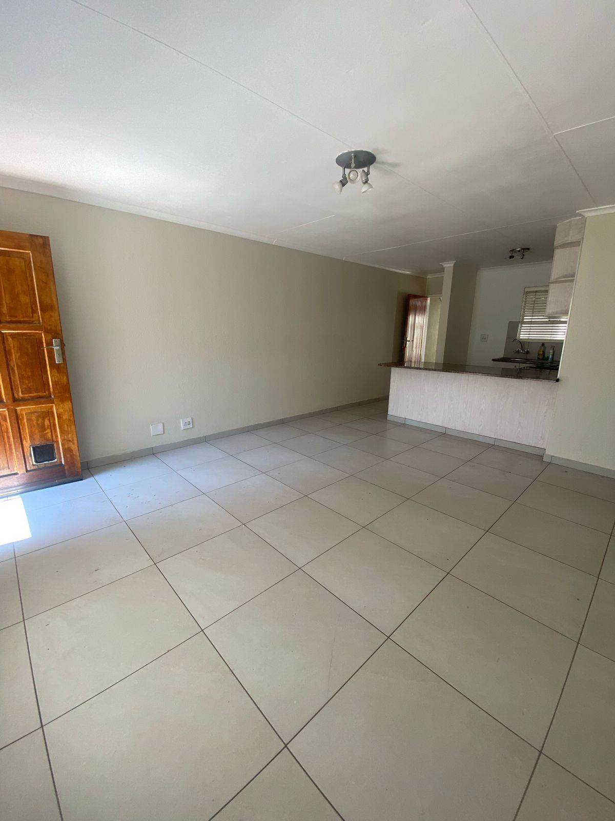 2 Bed House in Fourways Gardens photo number 10