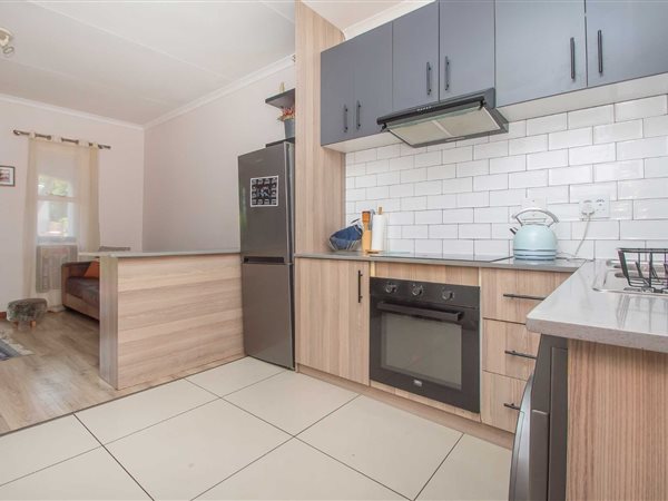 2 Bed Apartment