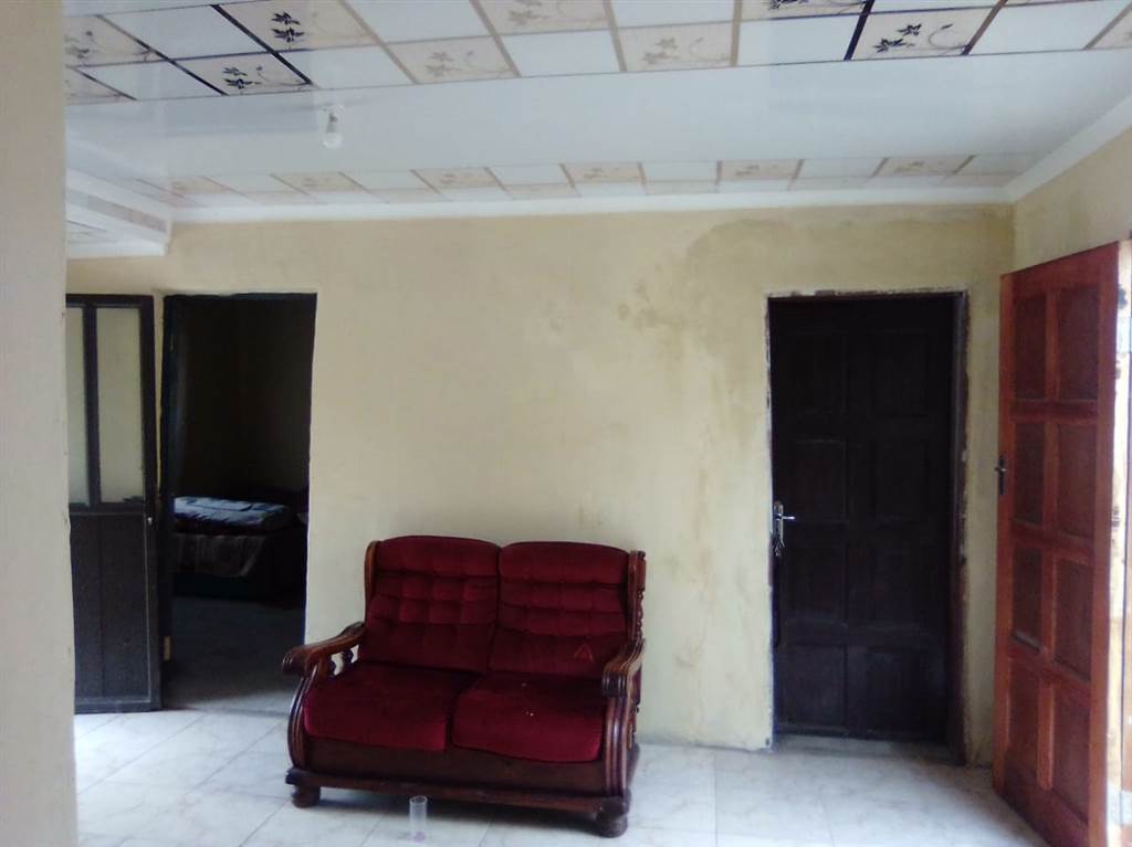 3 Bed House in Folweni photo number 2