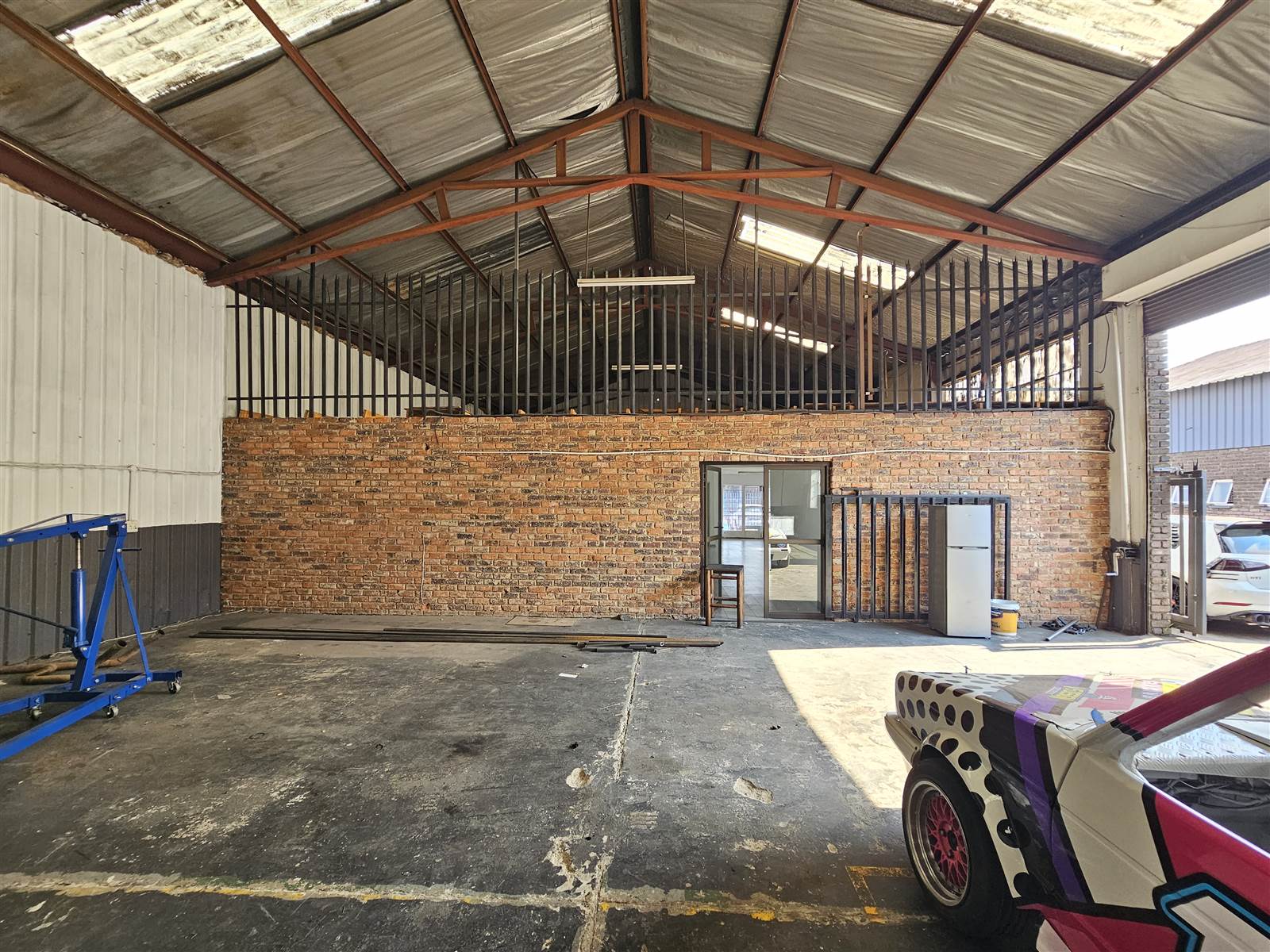 390  m² Industrial space in Anderbolt photo number 14