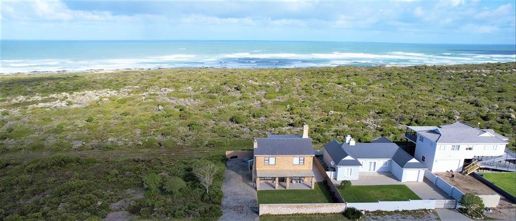3 Bed House in Agulhas photo number 8