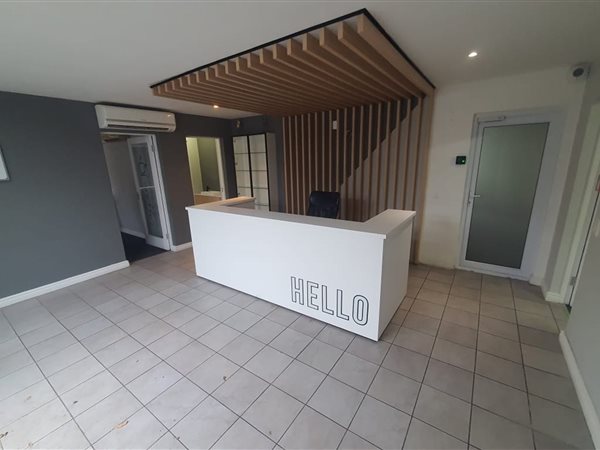 815 m² Commercial space 815 m² Commercial space