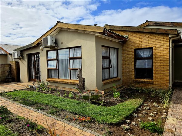 3 Bedroom House 3 Bedroom House