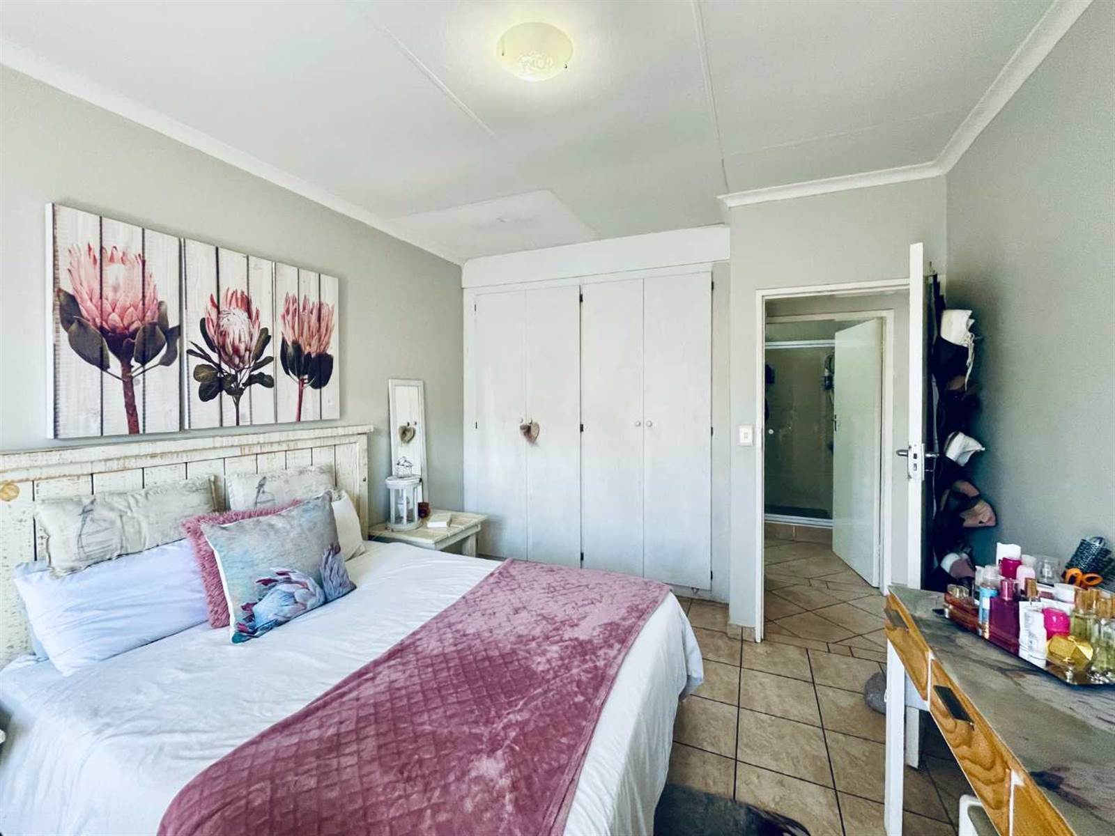 2 Bed Apartment in Pierre van Ryneveld photo number 19