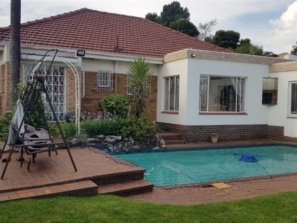 3 Bed House in Creston Hill