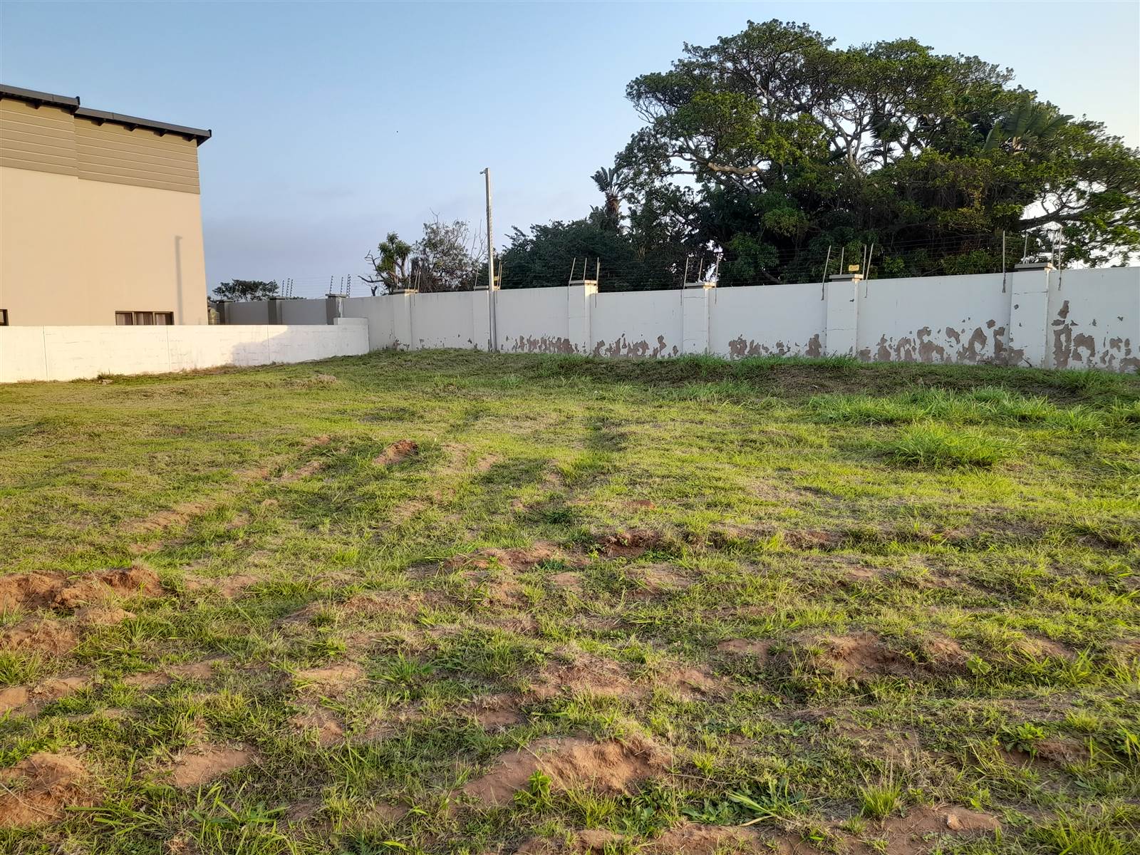 618 m² Land available in Desainagar photo number 3