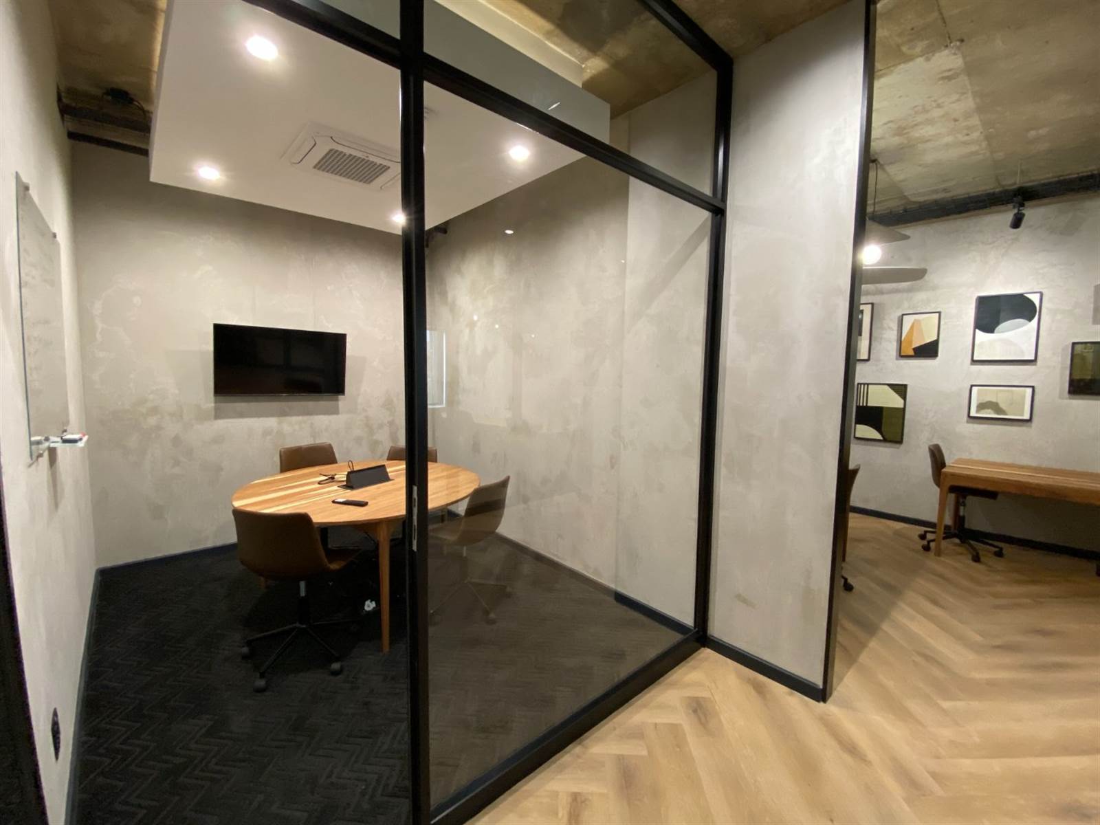 30  m² Office Space in Zwartkop photo number 19