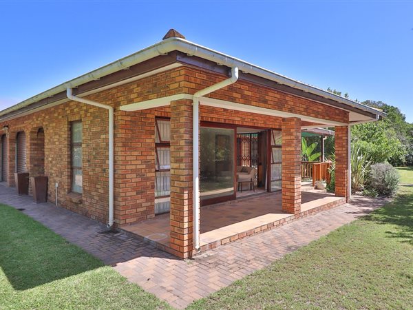 3 Bedroom House 3 Bedroom House