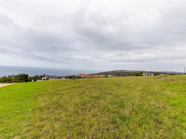 679 m² Land