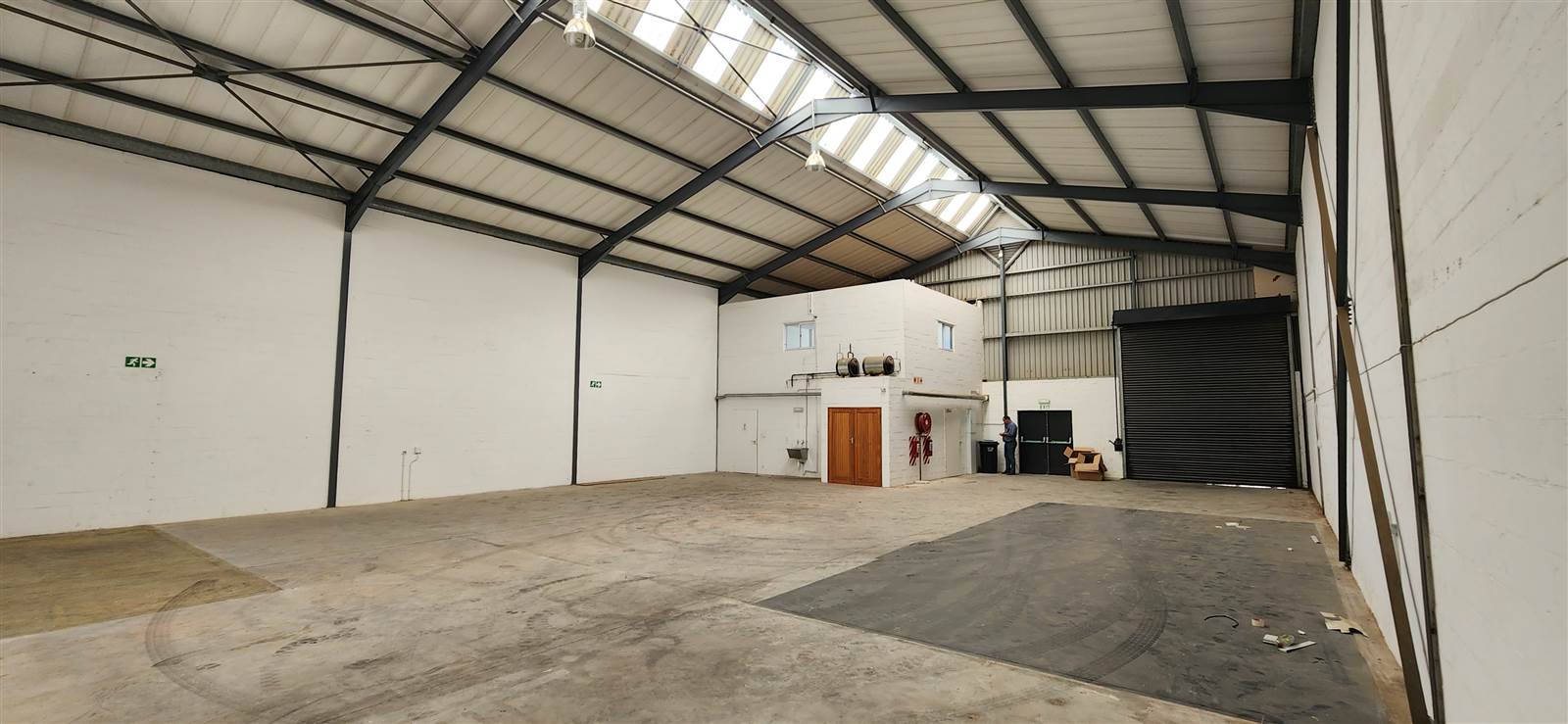 410  m² Industrial space in Milnerton photo number 9