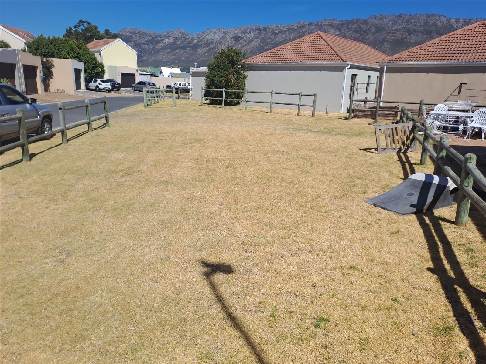 216 m² Land available in Fairview Golf Estate photo number 1