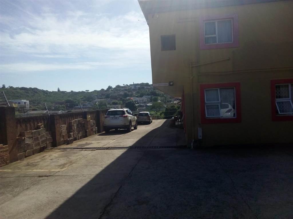 860  m² Commercial space in Inanda photo number 9