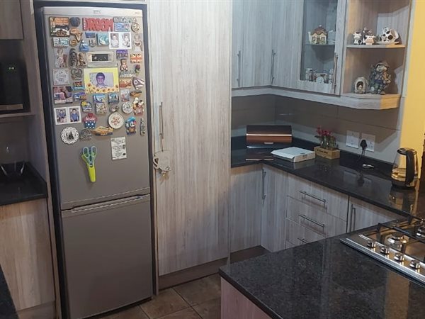 3 Bedroom Duplex 3 Bedroom Duplex