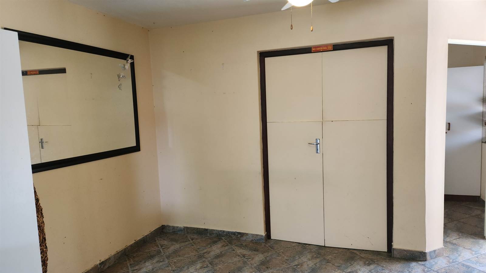 2 Bed Apartment in Uvongo photo number 17