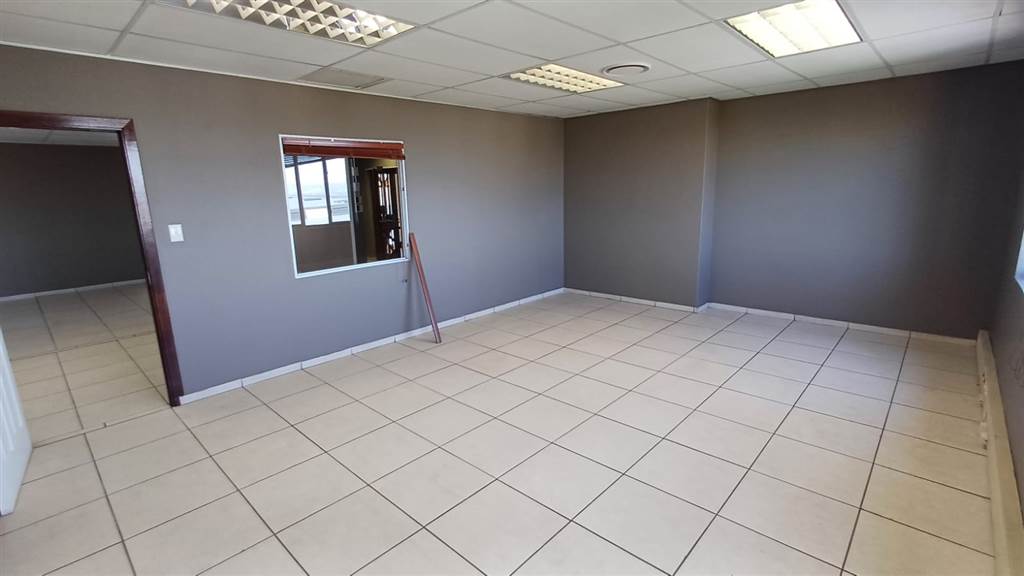 227  m² Commercial space in Honeydew photo number 17