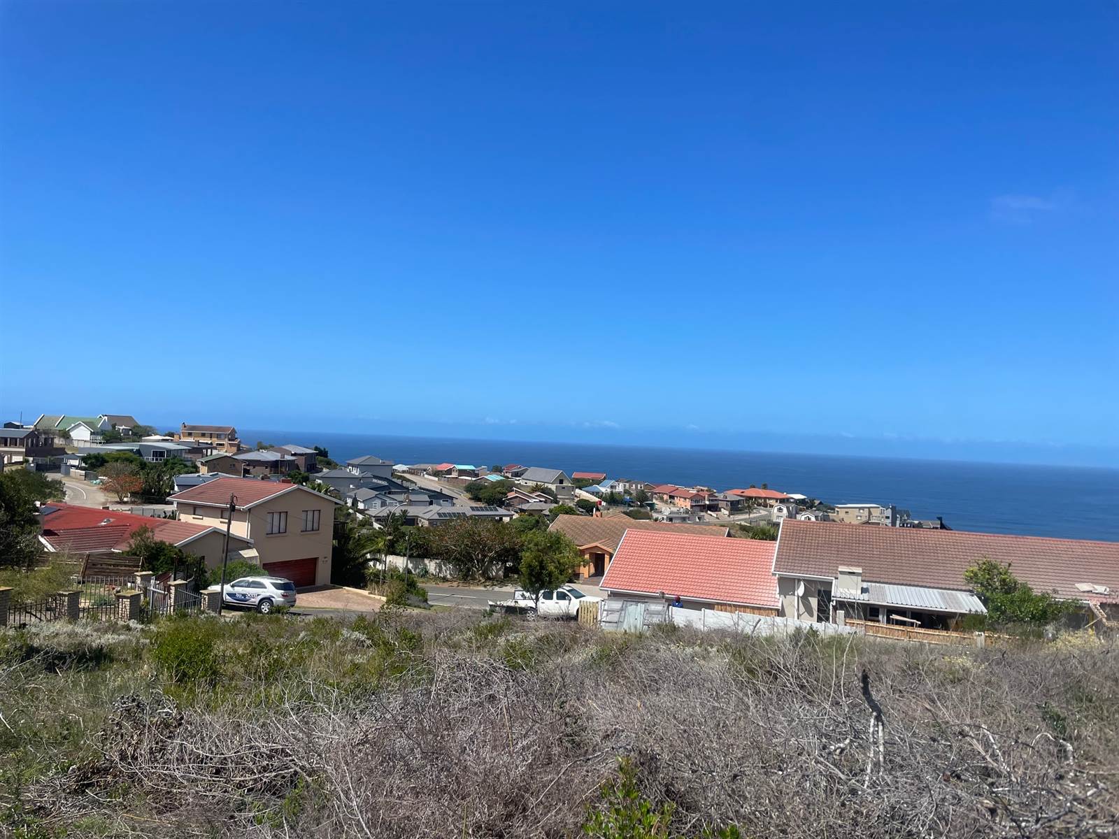 896 m² Land available in Dana Bay photo number 1