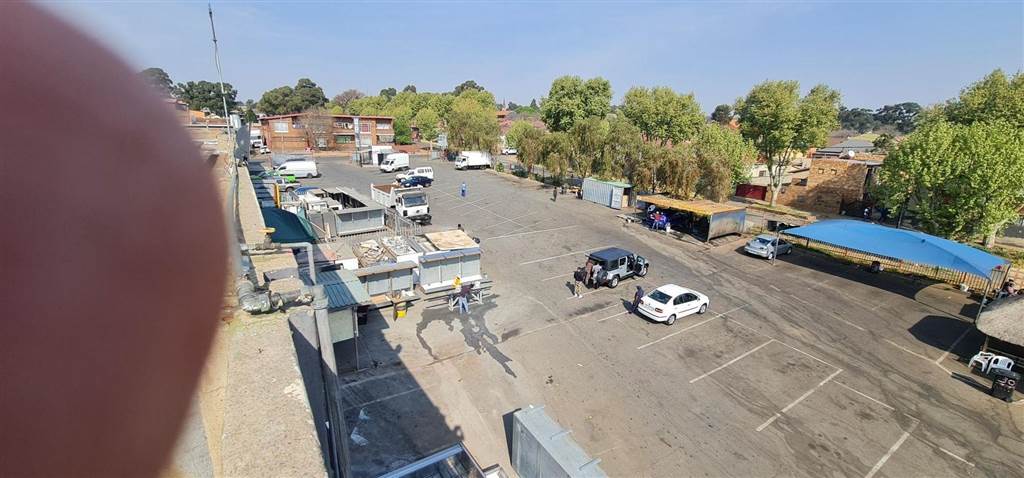 4600  m² Commercial space in Turffontein photo number 22