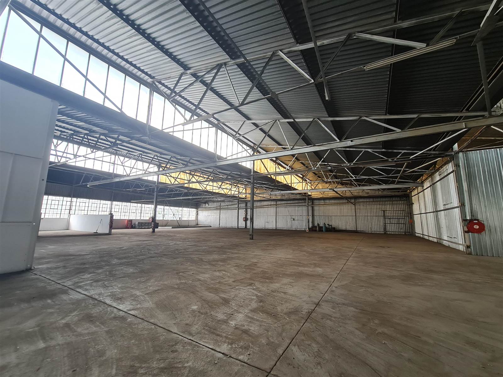 2110  m² Industrial space in Isando photo number 5