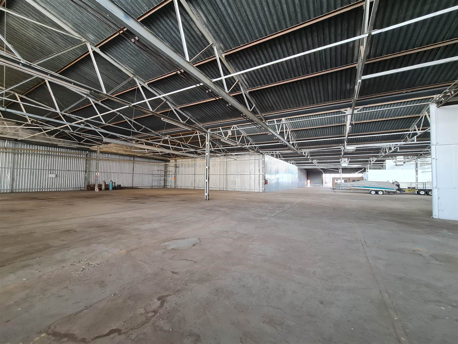 2110  m² Industrial space in Isando photo number 8