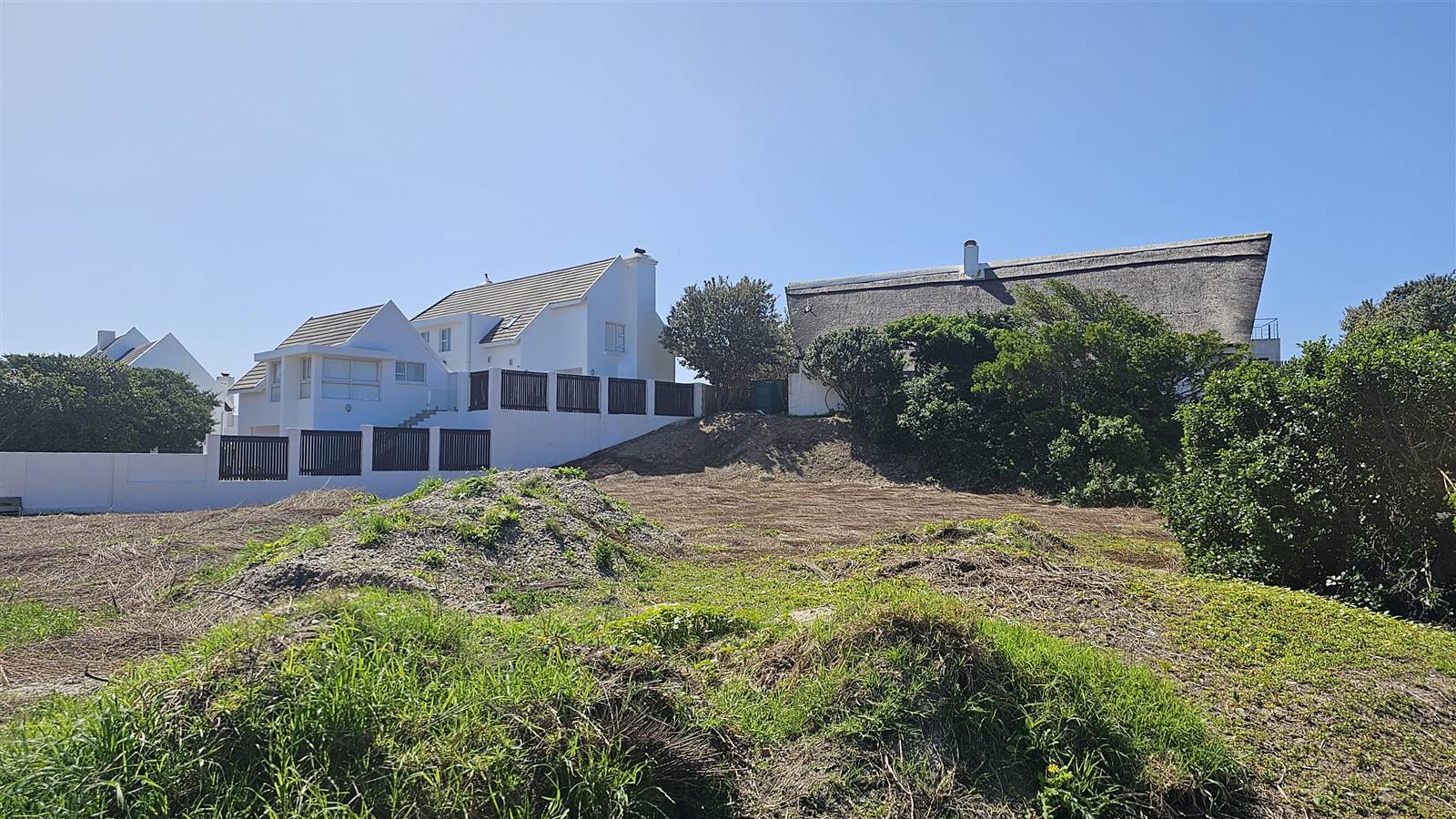 1015 m² Land available in St Francis Bay photo number 3