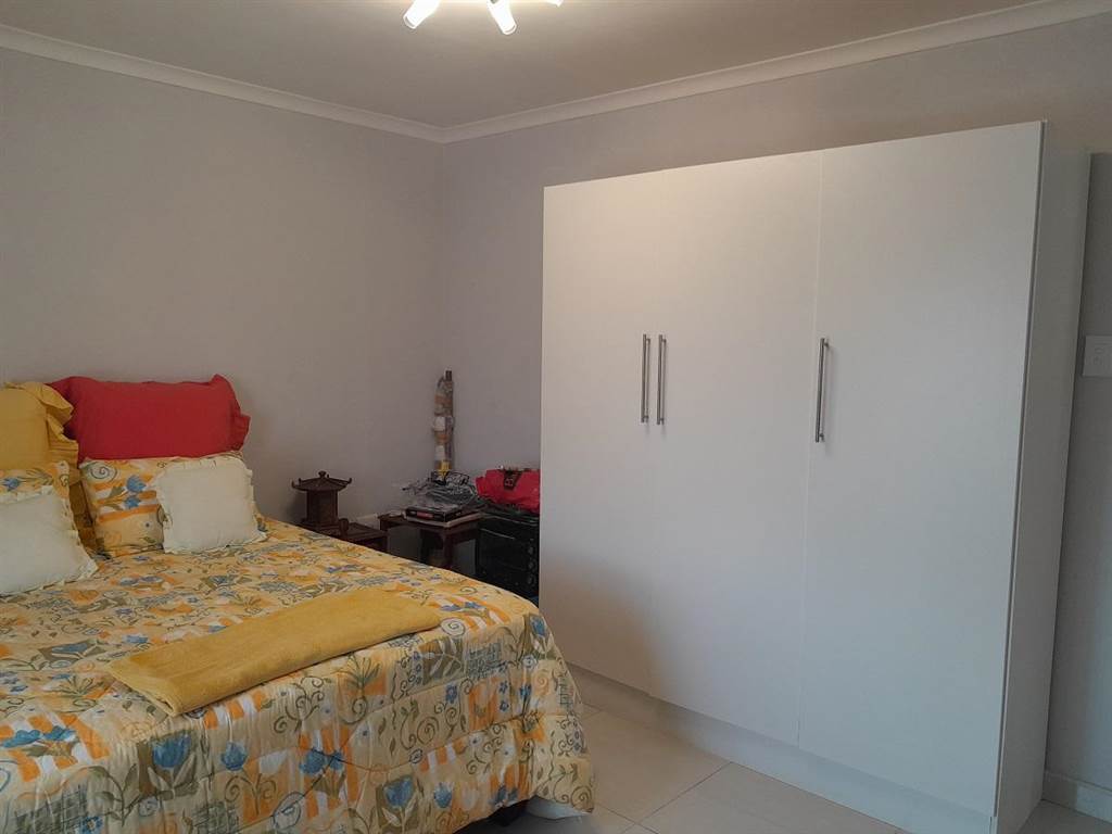 3 Bed House in Umlazi photo number 13