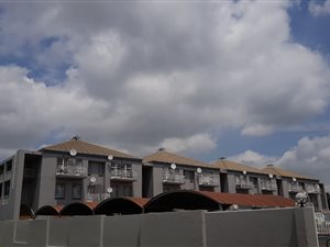 2 Bed Apartment in Brakpan North