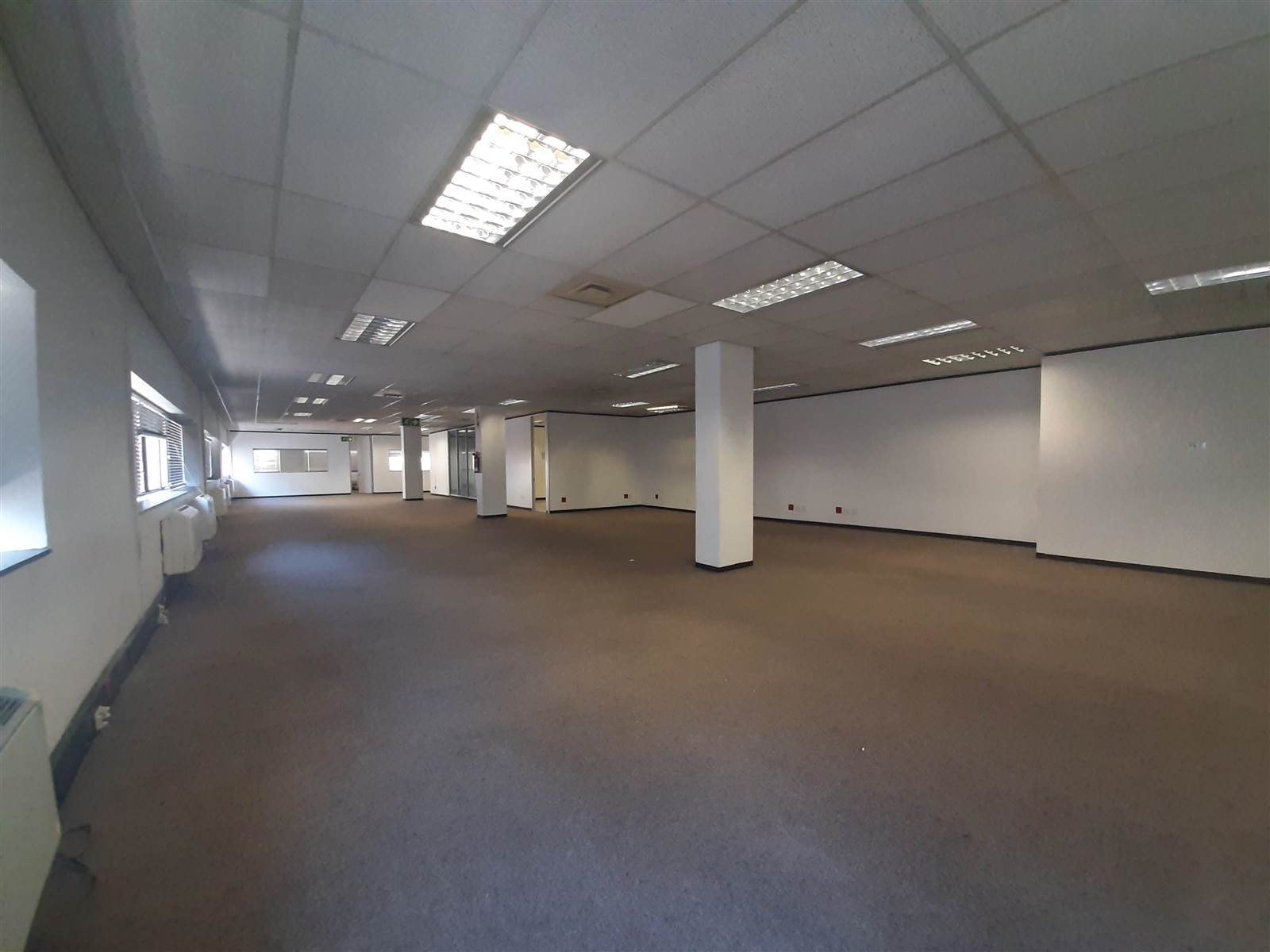 1515  m² Commercial space in Cape Town City Centre photo number 9