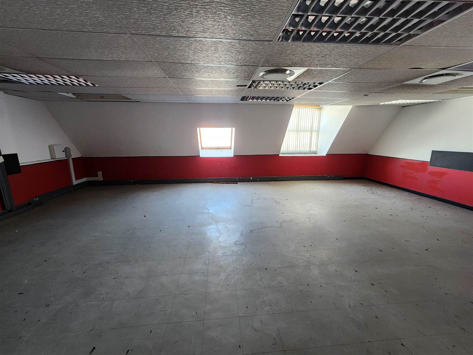 618  m² Commercial space in Wynberg photo number 10