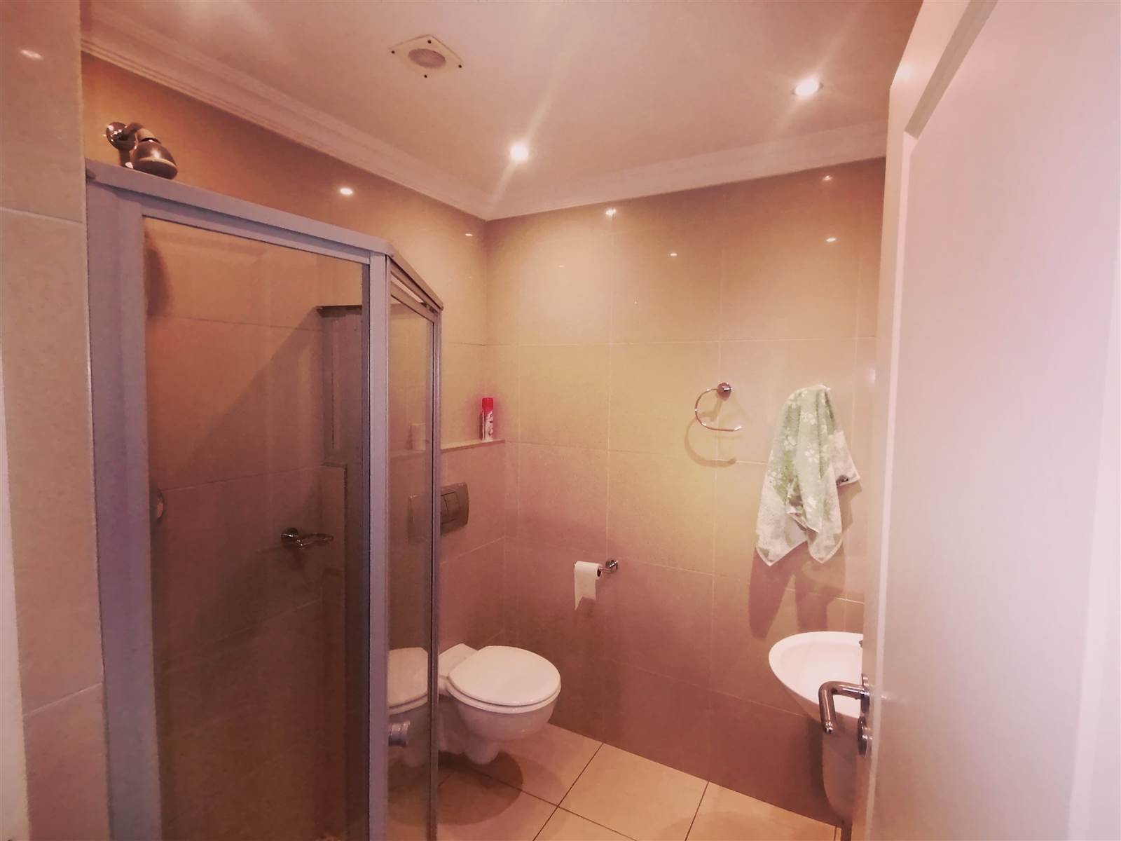2 Bed Flat in Mossel Bay Central photo number 18