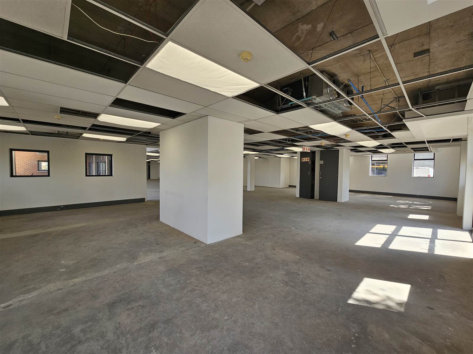608  m² Commercial space in Centurion CBD photo number 10