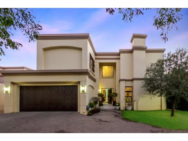 4 Bedroom House 4 Bedroom House