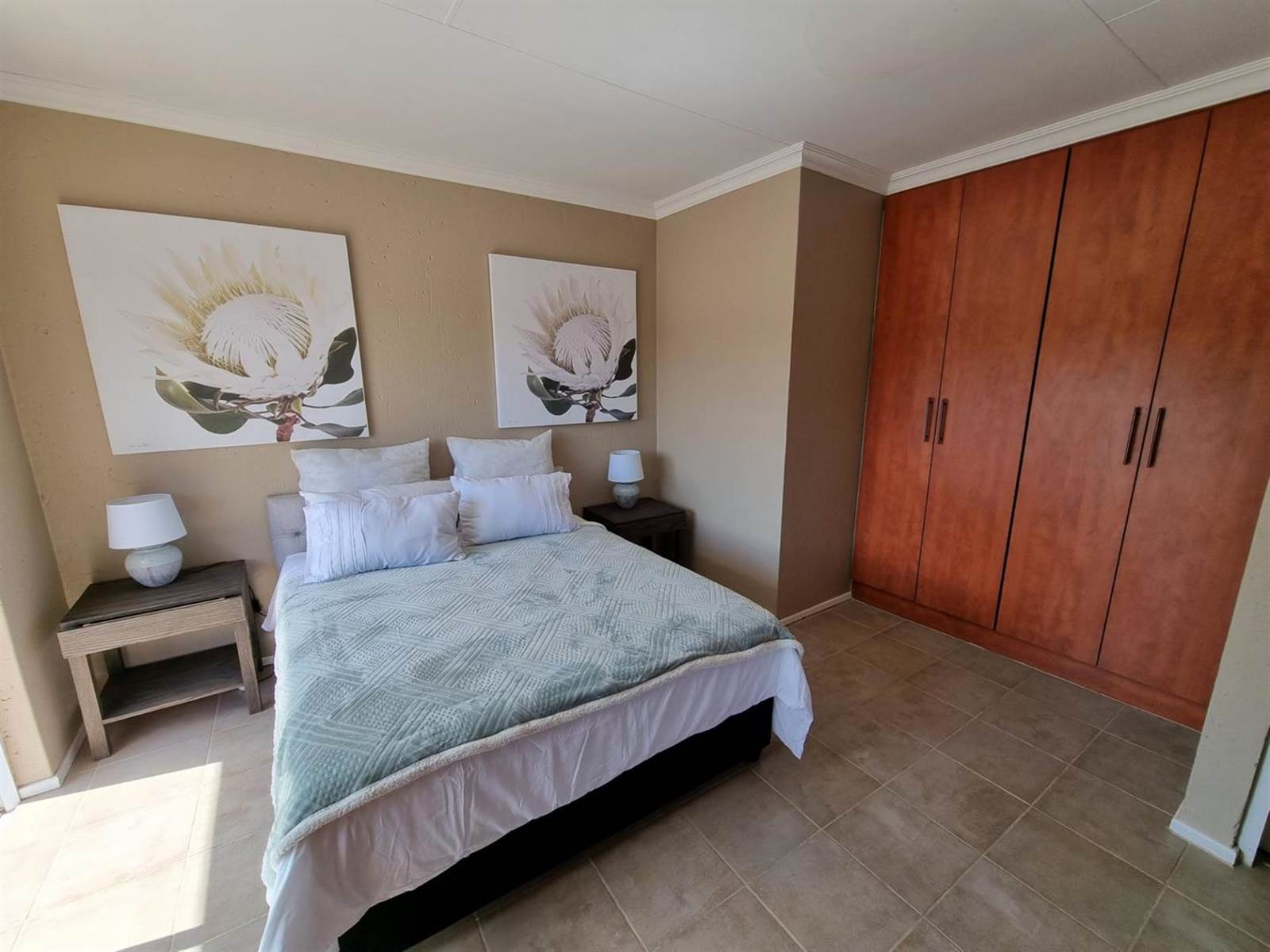 2 Bed Townhouse in Benoni North photo number 15