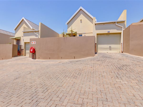 3 Bed Townhouse