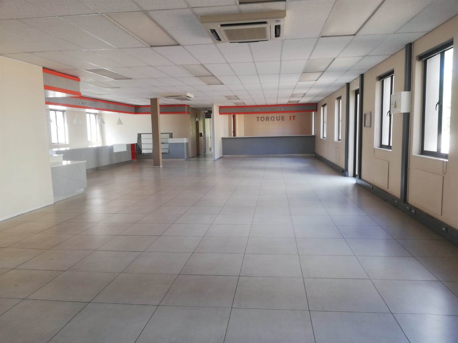 2222  m² Commercial space in Rivonia photo number 11