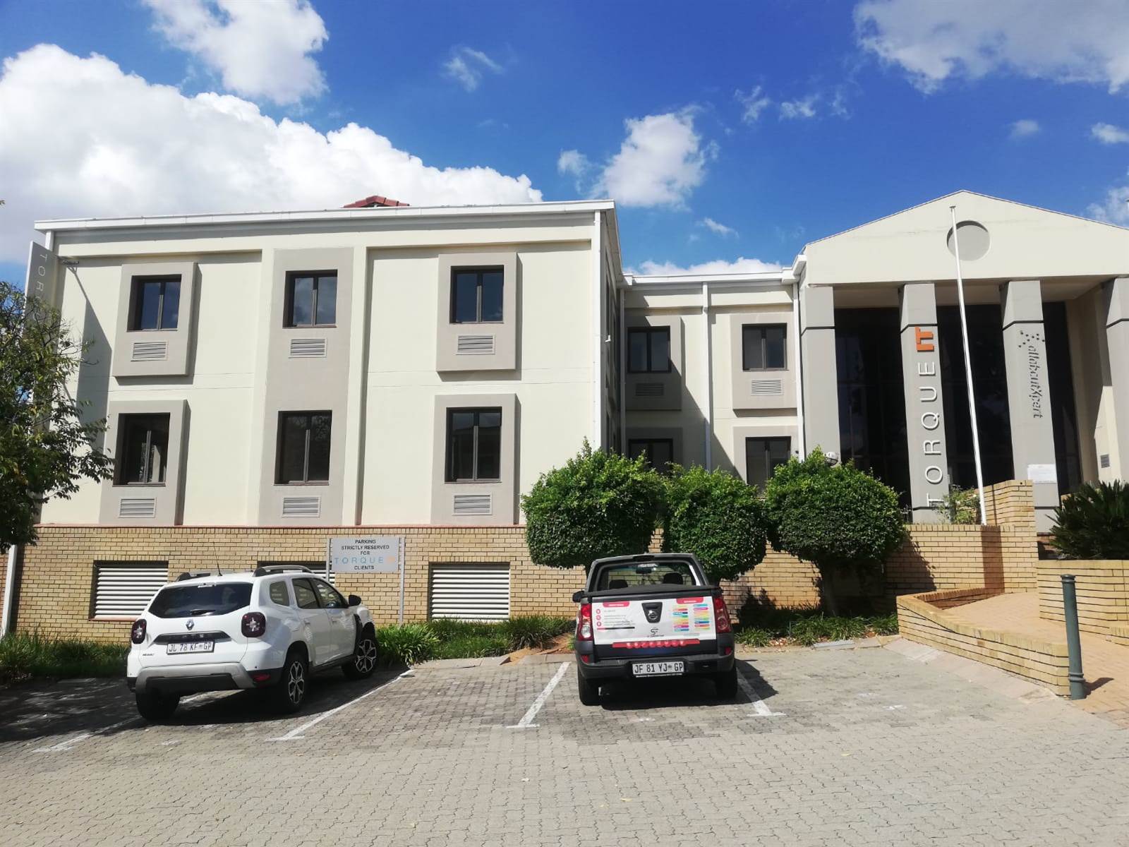 2222  m² Commercial space in Rivonia photo number 5