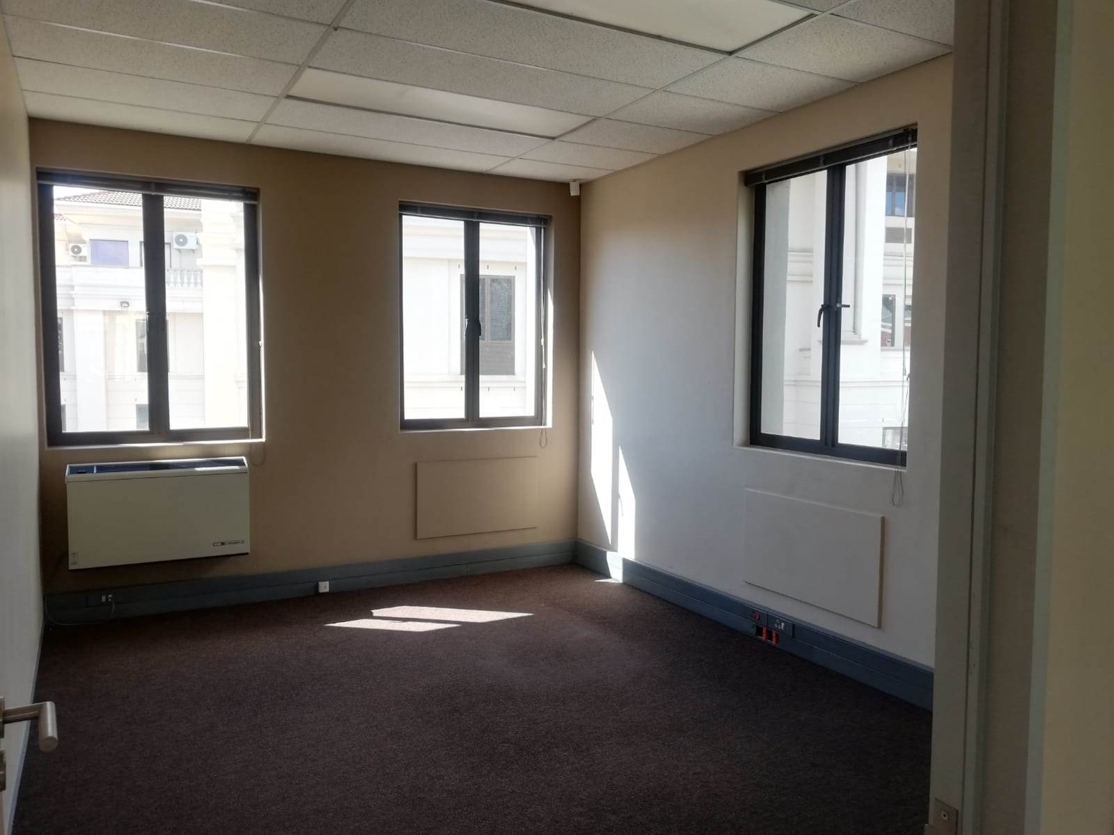 2222  m² Commercial space in Rivonia photo number 18