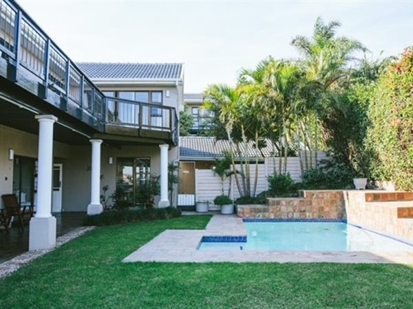 6 Bed House in Beacon Bay