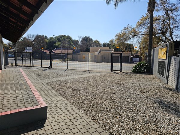 185 m² Commercial space 185 m² Commercial space