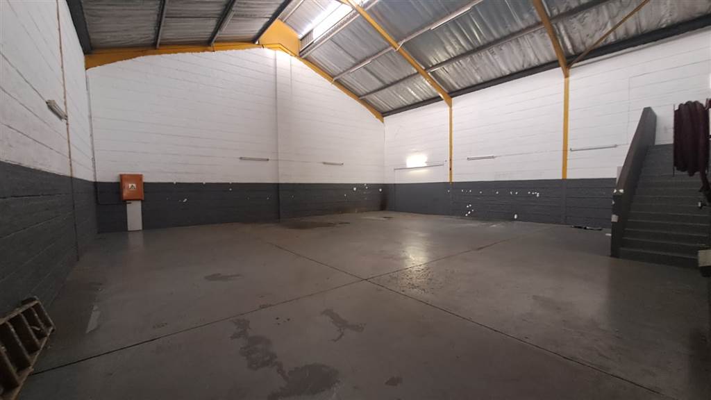 316  m² Industrial space in Silverton photo number 8