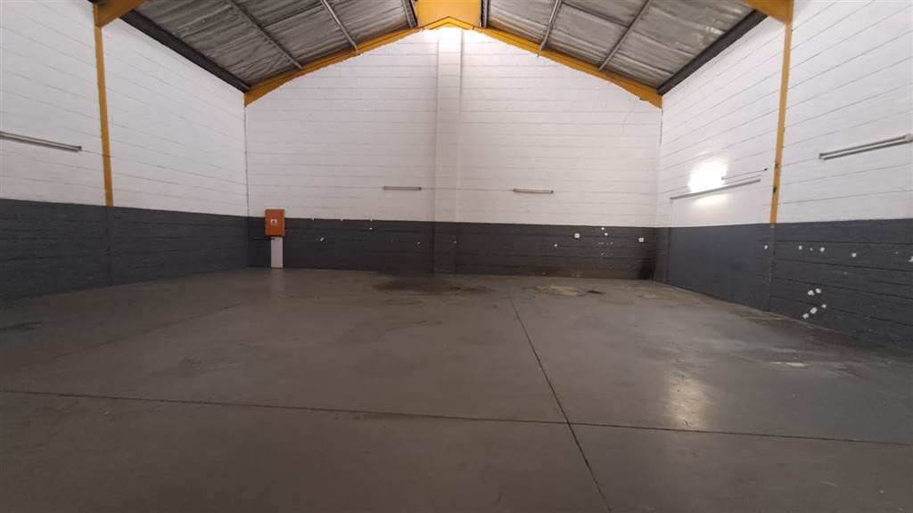 316  m² Industrial space in Silverton photo number 3