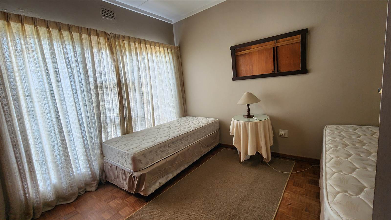 4 Bed House in Uvongo photo number 19