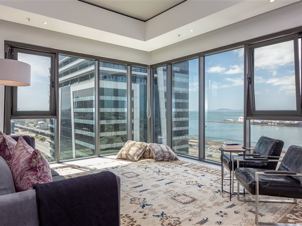 2 Bed Apartment in Foreshore