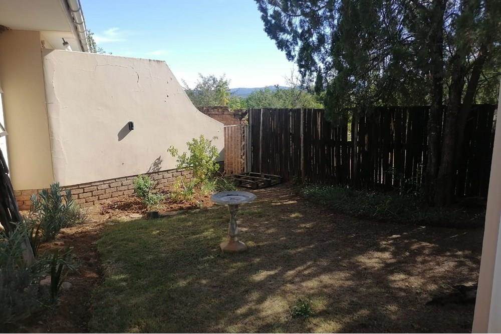 4 Bed House in Fort Beaufort photo number 23